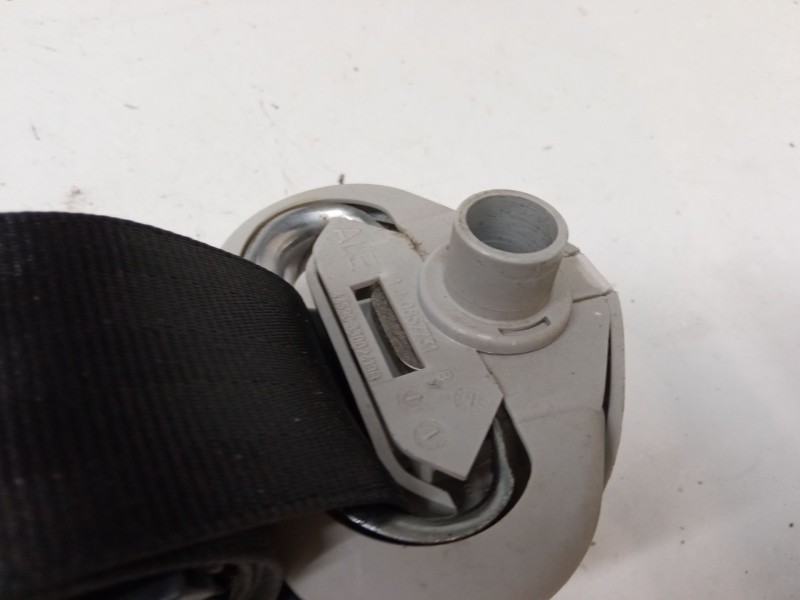Recambio de cinturon seguridad trasero derecho para volkswagen golf iv (1j1) 1.4 16v referencia OEM IAM   