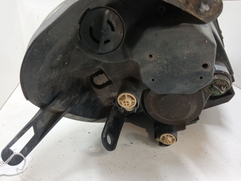 Recambio de faro derecho para fiat grande punto (199_) 1.4 16v (199bxg1b, 199axg1b) referencia OEM IAM   