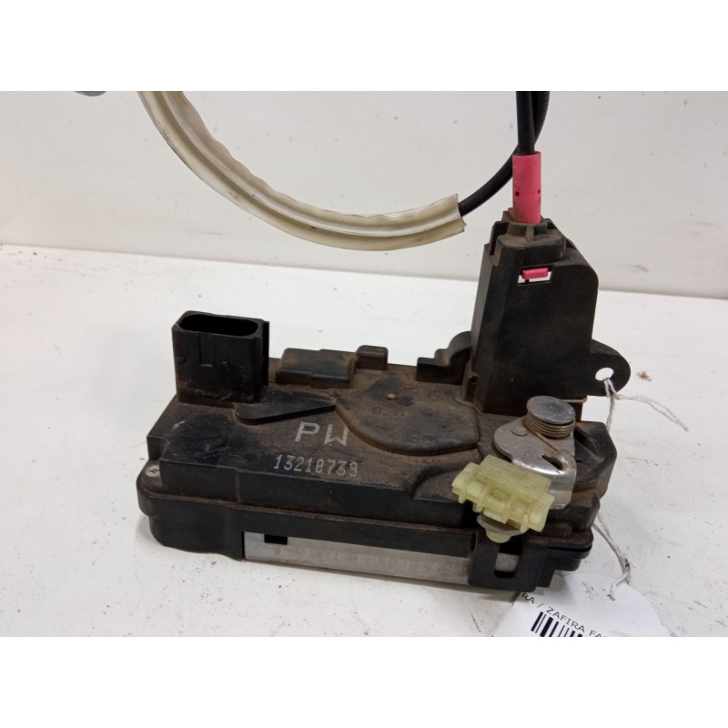 Recambio de cerradura puerta trasera derecha para opel zafira / zafira family b (a05) 1.7 cdti (m75) referencia OEM IAM   