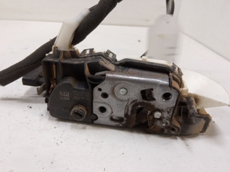 Recambio de cerradura puerta delantera izquierda para citroën c3 ii (sc_) 1.2 vti 82 referencia OEM IAM   