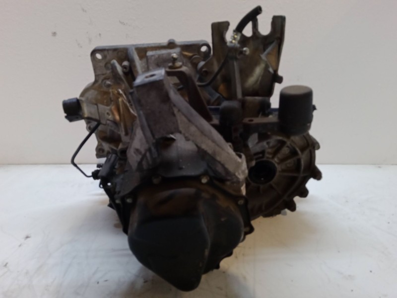 Recambio de caja de cambios manual 5 velocidades para mazda 3 (bk) 1.6 (bk14) referencia OEM IAM 7TH0804588 08/07N FC120