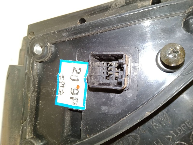 Recambio de retrovisor electrico izquierdo para kia sportage ii (je_, km_) 2.0 i 16v referencia OEM IAM   