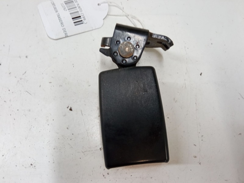 Recambio de anclaje cinturon trasero derecho para fiat grande punto (199_) 1.4 16v (199bxg1b, 199axg1b) referencia OEM IAM   