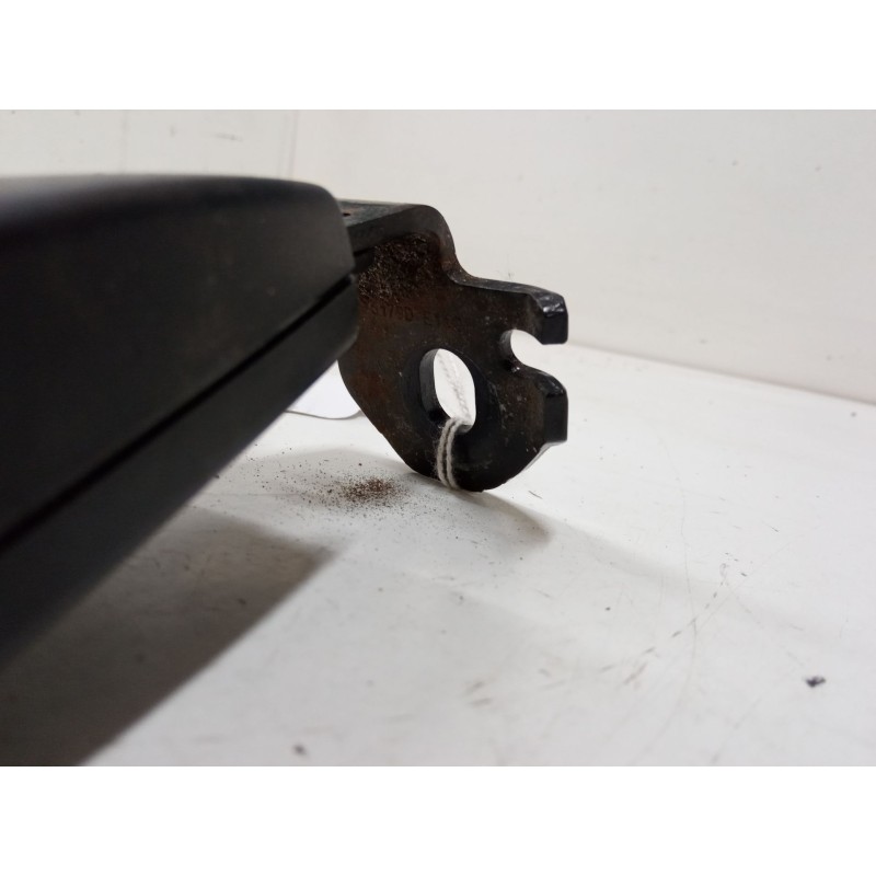 Recambio de anclaje cinturon trasero derecho para fiat grande punto (199_) 1.4 16v (199bxg1b, 199axg1b) referencia OEM IAM   