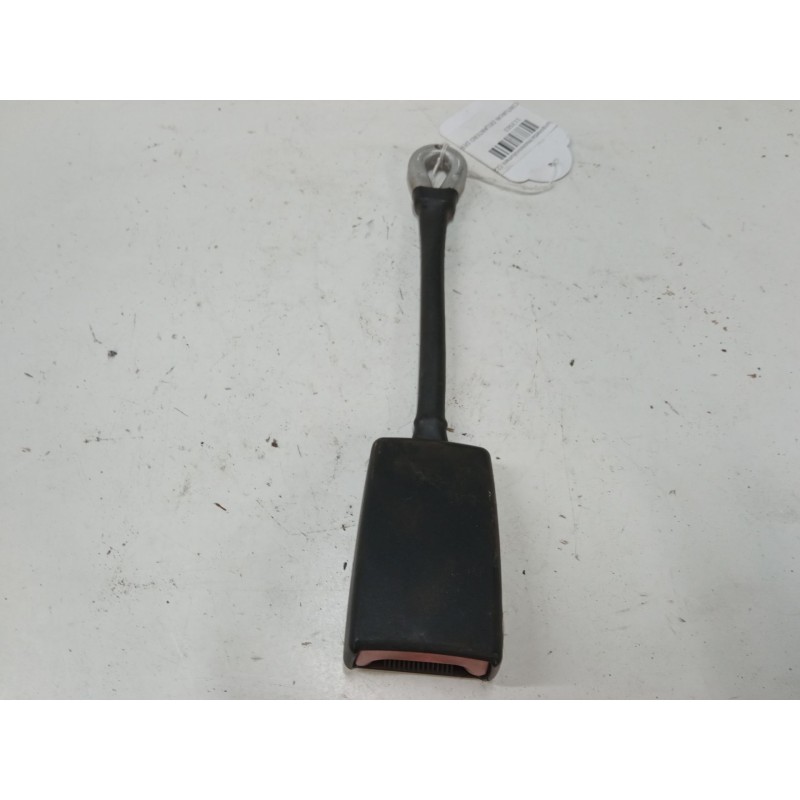 Recambio de anclaje cinturon delantero derecho para fiat doblo furgoneta/monovolumen (223_) 1.3 d multijet referencia OEM IAM   