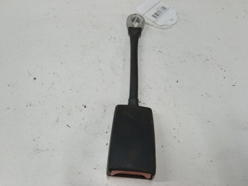Recambio de anclaje cinturon delantero derecho para fiat doblo furgoneta/monovolumen (223_) 1.3 d multijet referencia OEM IAM   