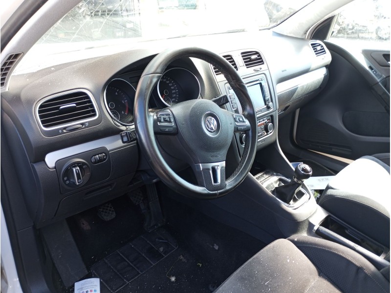 volkswagen golf vi (5k1) del año 2011