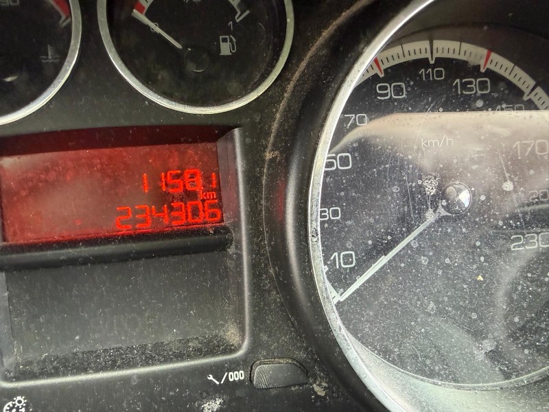 peugeot 308 i (4a_, 4c_) del año 2013
