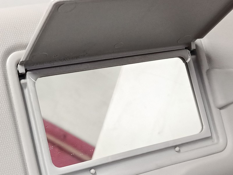 Recambio de parasol izquierdo para citroën c3 iii (sx) 1.2 vti 82 referencia OEM IAM   