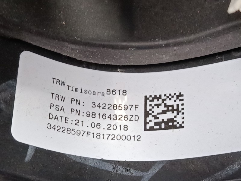 Recambio de volante multifincion para citroën c3 iii (sx) 1.2 vti 82 referencia OEM IAM 98164326ZD  