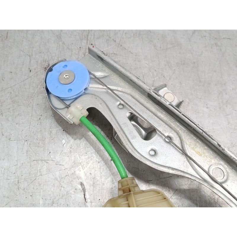 Recambio de elevalunas electrico trasero izquierdo para toyota corolla station wagon (_e21_) 1.8 hybrid (zwe211) referencia OEM 