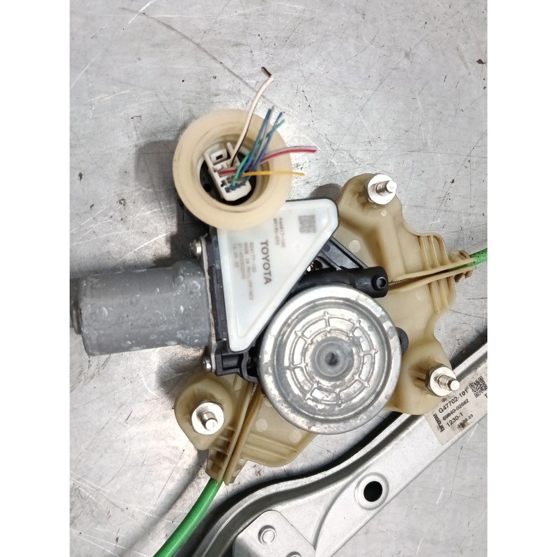 Recambio de elevalunas electrico trasero izquierdo para toyota corolla station wagon (_e21_) 1.8 hybrid (zwe211) referencia OEM 