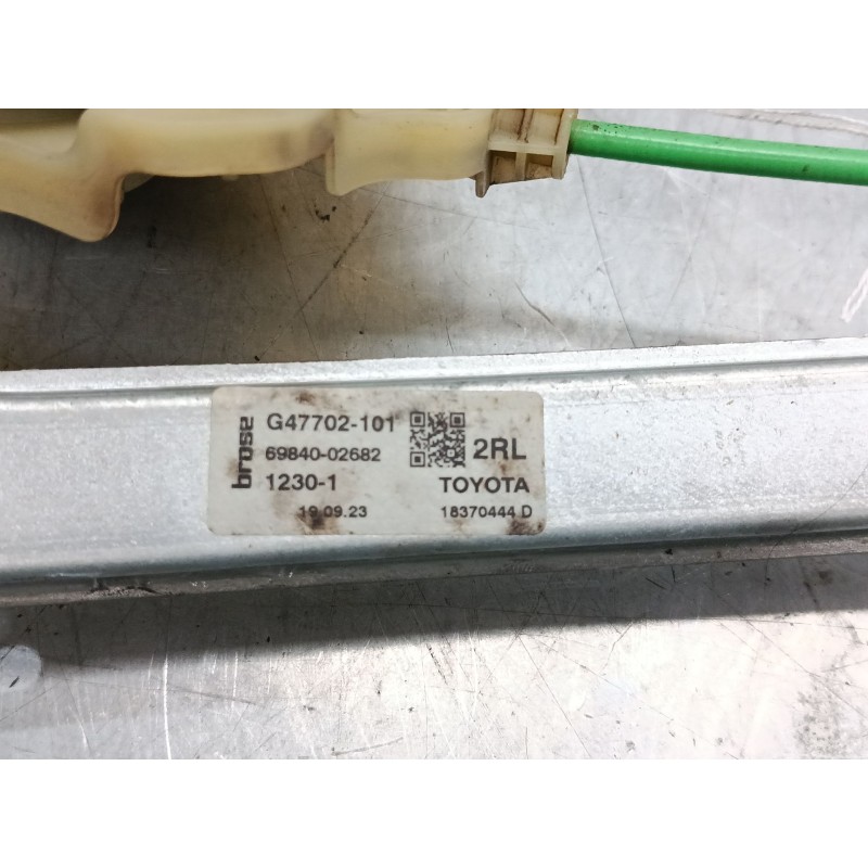 Recambio de elevalunas electrico trasero izquierdo para toyota corolla station wagon (_e21_) 1.8 hybrid (zwe211) referencia OEM 