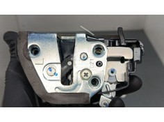 Recambio de cerradura puerta trasera izquierda para toyota corolla station wagon (_e21_) 1.8 hybrid (zwe211) referencia OEM IAM  2