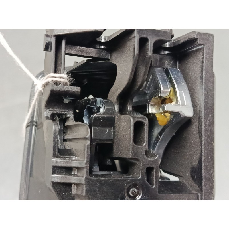 Recambio de maneta interior puerta trasera izquierda para toyota corolla station wagon (_e21_) 1.8 hybrid (zwe211) referencia OE