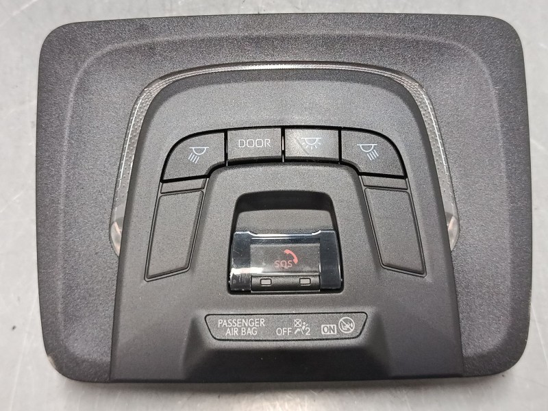 Recambio de luz interior delantera para toyota corolla station wagon (_e21_) 1.8 hybrid (zwe211) referencia OEM IAM 1D111351G  