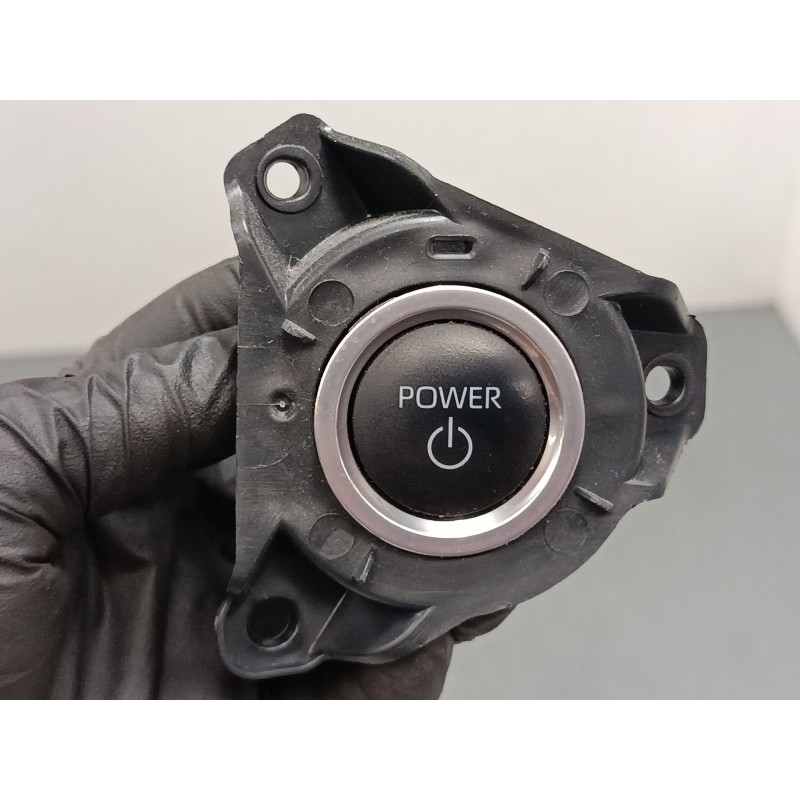 Recambio de boton start/stop para toyota corolla station wagon (_e21_) 1.8 hybrid (zwe211) referencia OEM IAM 5544602610  