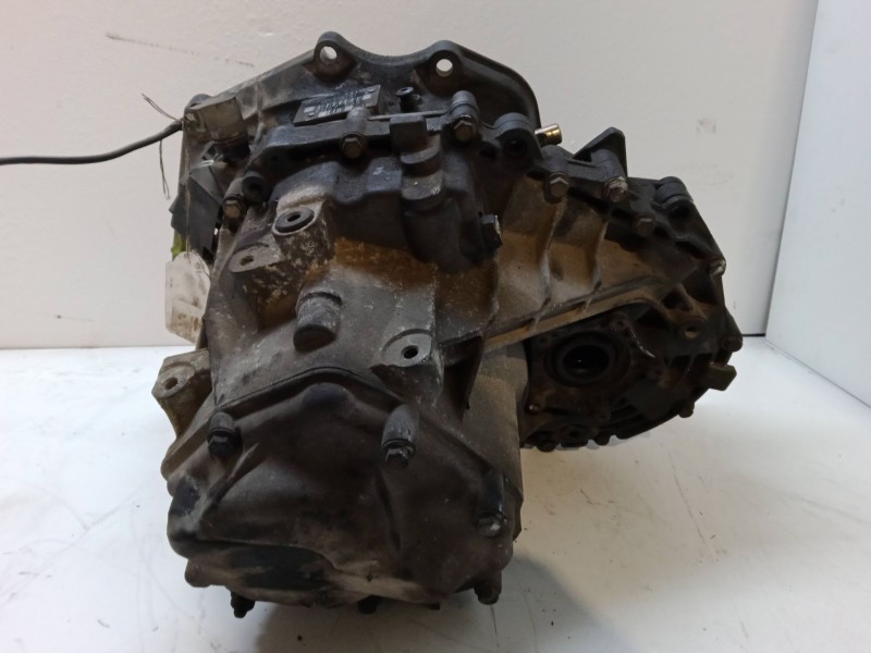 Recambio de caja de cambios manual 5 velocidades para saab 9-3 (ys3d) 2.2 tid referencia OEM IAM FM57505 I=3.82 S11221V81107