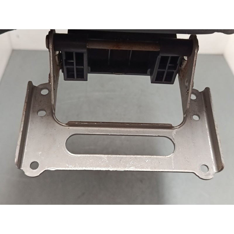 Recambio de apoyabrazos central para toyota corolla station wagon (_e21_) 1.8 hybrid (zwe211) referencia OEM IAM   