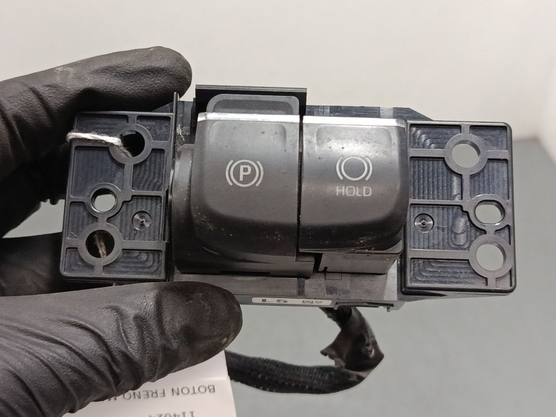 Recambio de boton freno mano para toyota corolla station wagon (_e21_) 1.8 hybrid (zwe211) referencia OEM IAM   