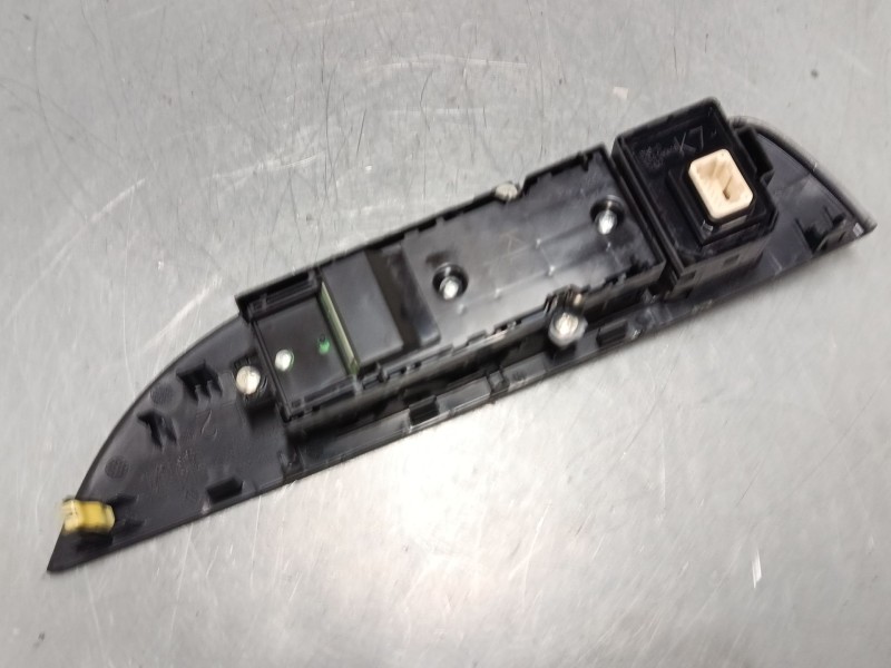 Recambio de mando elevalunas delantero izquierdo para toyota corolla station wagon (_e21_) 1.8 hybrid (zwe211) referencia OEM IA