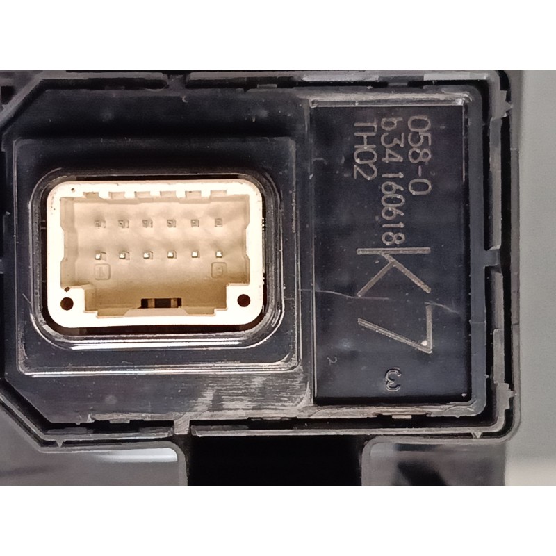 Recambio de mando elevalunas delantero izquierdo para toyota corolla station wagon (_e21_) 1.8 hybrid (zwe211) referencia OEM IA