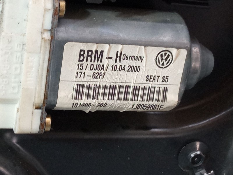 Recambio de elevalunas electrico delantero izquierdo para seat leon (1m1) 1.6 referencia OEM IAM 1J0959801F  