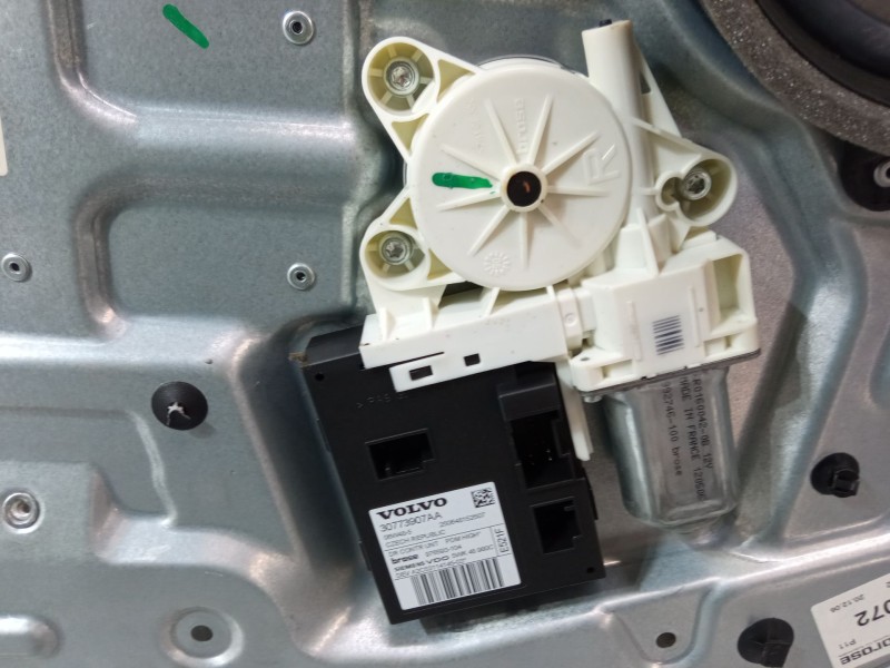 Recambio de elevalunas electrico delantero derecho para volvo s40 ii (544) 1.8 referencia OEM IAM 30773907AA  