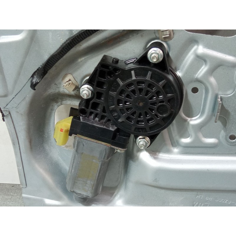 Recambio de elevalunas electrico trasero izquierdo para kia sportage ii (je_, km_) 2.0 i 16v referencia OEM IAM   