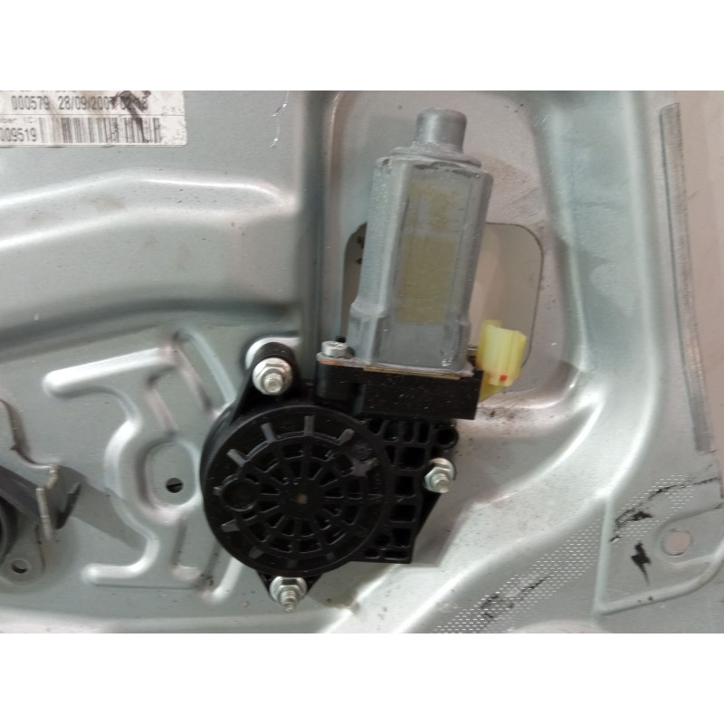 Recambio de elevalunas electrico delantero izquierdo para kia sportage ii (je_, km_) 2.0 i 16v referencia OEM IAM   