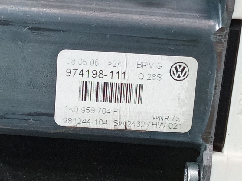 Recambio de elevalunas electrico trasero derecho para volkswagen passat b6 (3c2) 2.0 tdi 16v referencia OEM IAM   