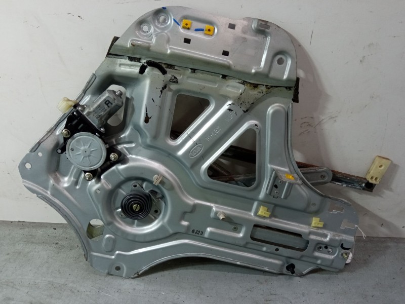 Recambio de elevalunas electrico delantero derecho para kia carnival / grand carnival iii (vq) 2.9 crdi referencia OEM IAM 82460