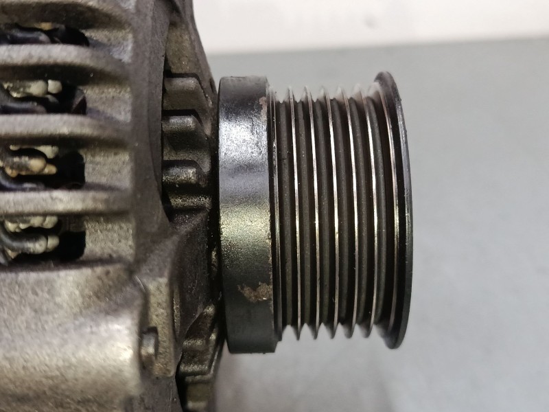 Recambio de alternador para ford focus ii turnier (da_, ffs, ds) 1.6 tdci referencia OEM IAM   