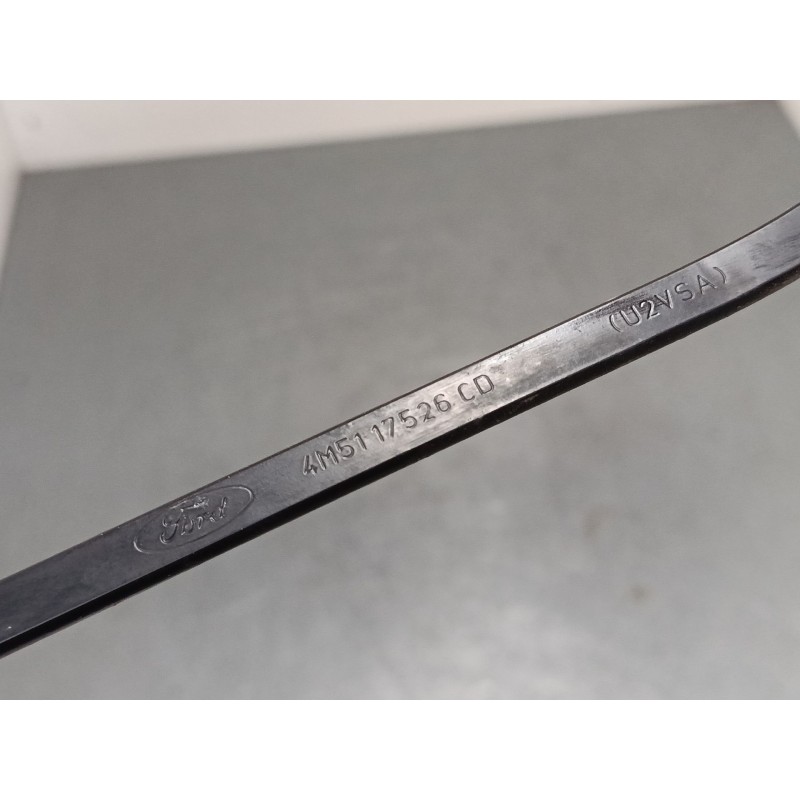 Recambio de brazo limpia delantero derecho para ford focus ii turnier (da_, ffs, ds) 1.6 tdci referencia OEM IAM 4m5117526cd  