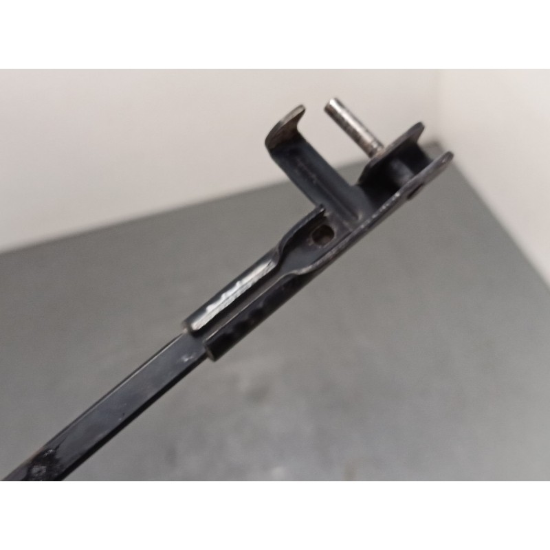 Recambio de brazo limpia delantero derecho para ford focus ii turnier (da_, ffs, ds) 1.6 tdci referencia OEM IAM 4m5117526cd  