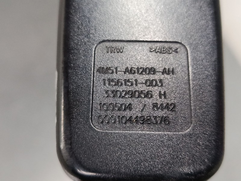 Recambio de anclaje cinturon delantero izquierdo para ford focus ii turnier (da_, ffs, ds) 1.6 tdci referencia OEM IAM 4M51A6120