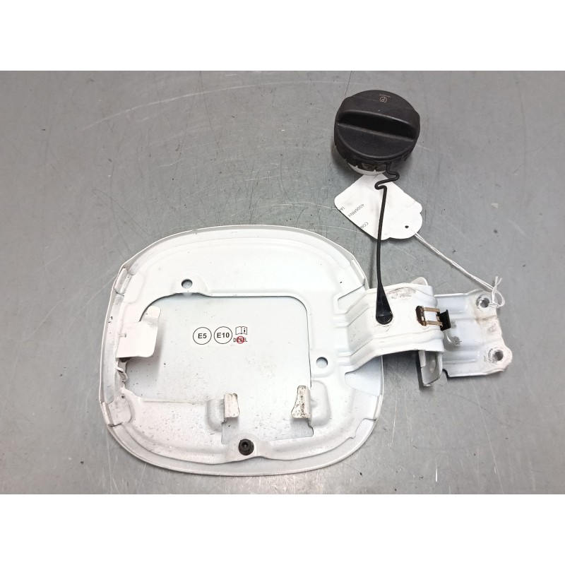 Recambio de tapa exterior combustible para toyota corolla station wagon (_e21_) 1.8 hybrid (zwe211) referencia OEM IAM   