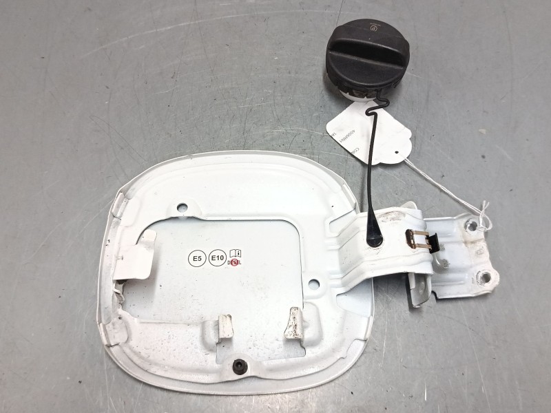 Recambio de tapa exterior combustible para toyota corolla station wagon (_e21_) 1.8 hybrid (zwe211) referencia OEM IAM   
