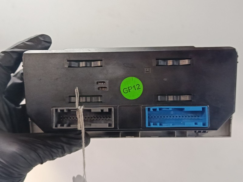 Recambio de mando calefaccion / a/a para opel astra h gtc (a04) 1.9 cdti (l08) referencia OEM IAM 13250615  