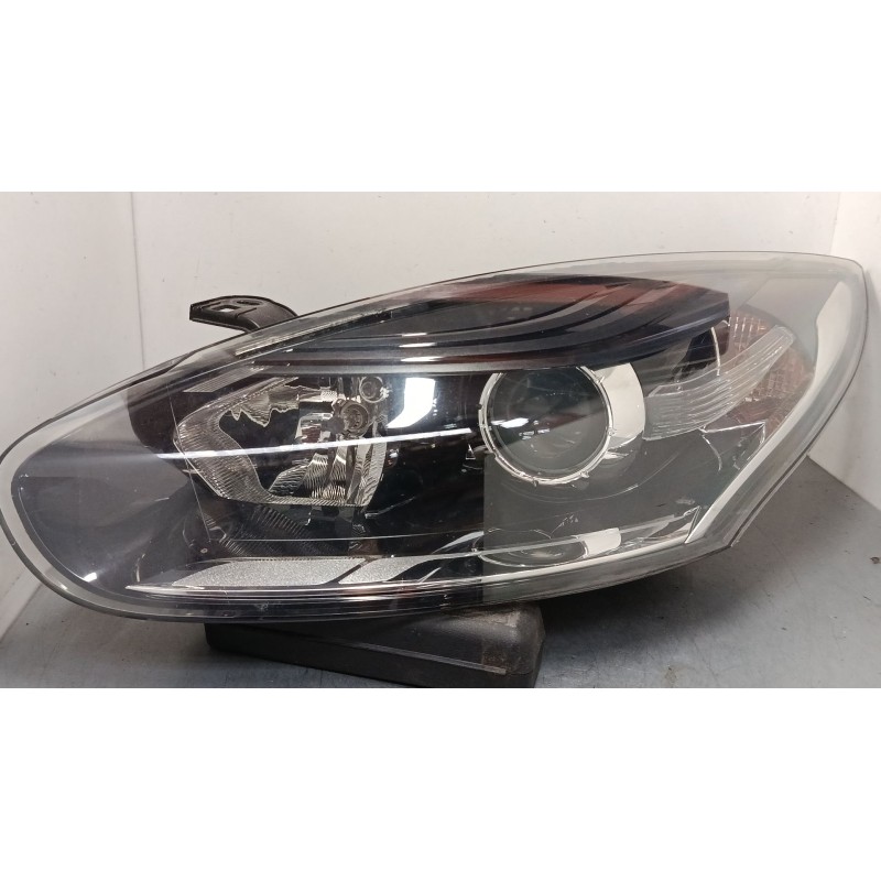 Recambio de faro izquierdo para renault megane iii hatchback (bz0/1_, b3_) 1.2 tce (bz2b, bz11) referencia OEM IAM 260609865R 03