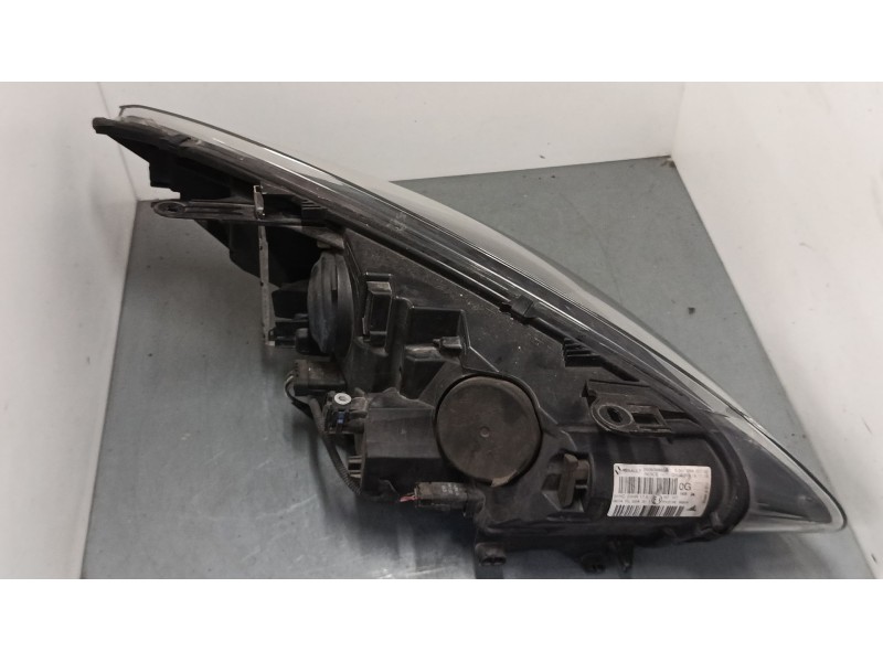 Recambio de faro izquierdo para renault megane iii hatchback (bz0/1_, b3_) 1.2 tce (bz2b, bz11) referencia OEM IAM 260609865R 03