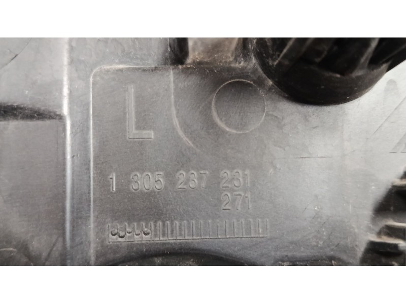 Recambio de faro izquierdo para renault megane iii hatchback (bz0/1_, b3_) 1.2 tce (bz2b, bz11) referencia OEM IAM 260609865R 03