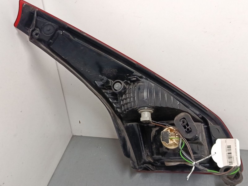 Recambio de piloto trasero porton derecho para renault megane iii hatchback (bz0/1_, b3_) 1.2 tce (bz2b, bz11) referencia OEM IA