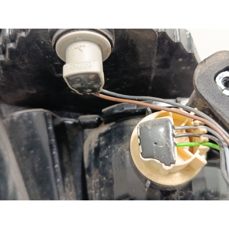 Recambio de piloto trasero porton derecho para renault megane iii hatchback (bz0/1_, b3_) 1.2 tce (bz2b, bz11) referencia OEM IA