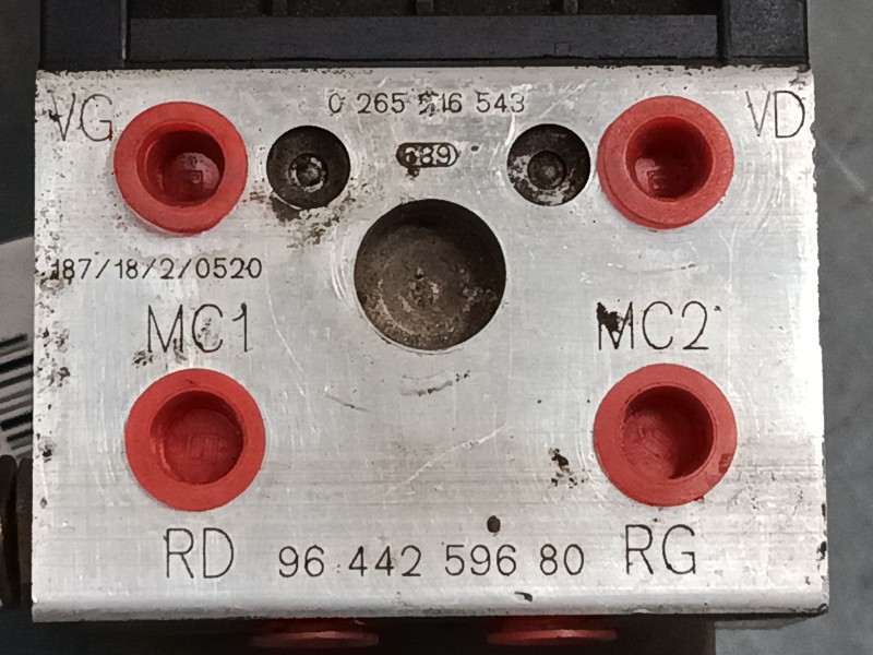 Recambio de abs para peugeot 406 (8b) 1.8 16v referencia OEM IAM 0273004270  
