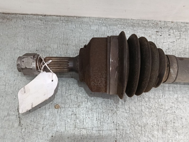 Recambio de transmision delantera derecha para citroën c3 iii (sx) 1.2 vti 82 referencia OEM IAM 9801611280  