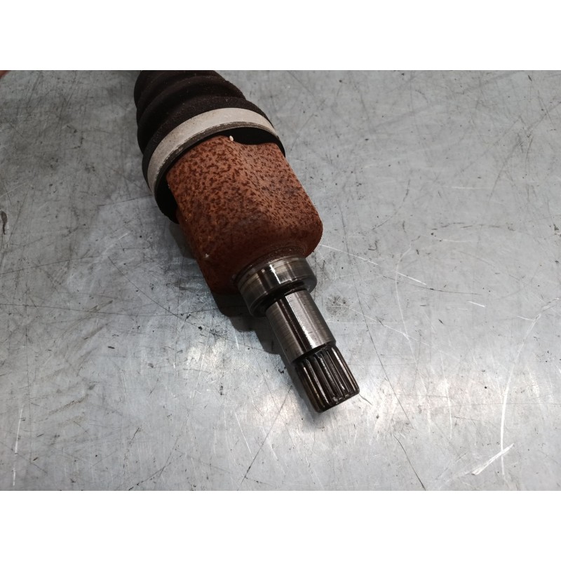 Recambio de transmision delantera izquierda para citroën c3 iii (sx) 1.2 vti 82 referencia OEM IAM 9803019580  