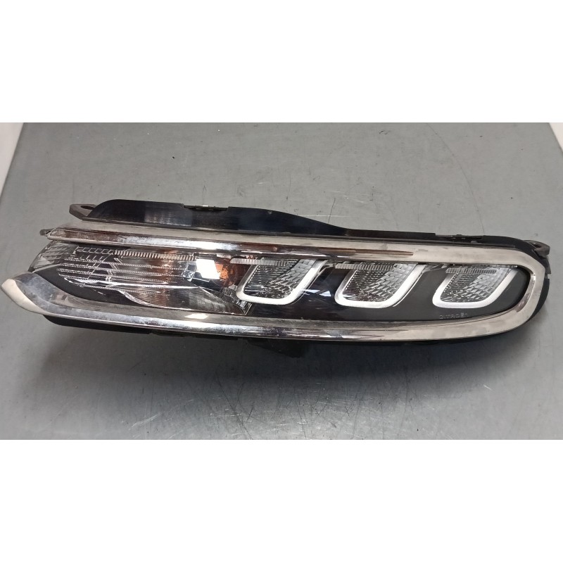 Recambio de faro luz diurna izquierdo para citroën c3 iii (sx) 1.2 vti 82 referencia OEM IAM 9820877780  