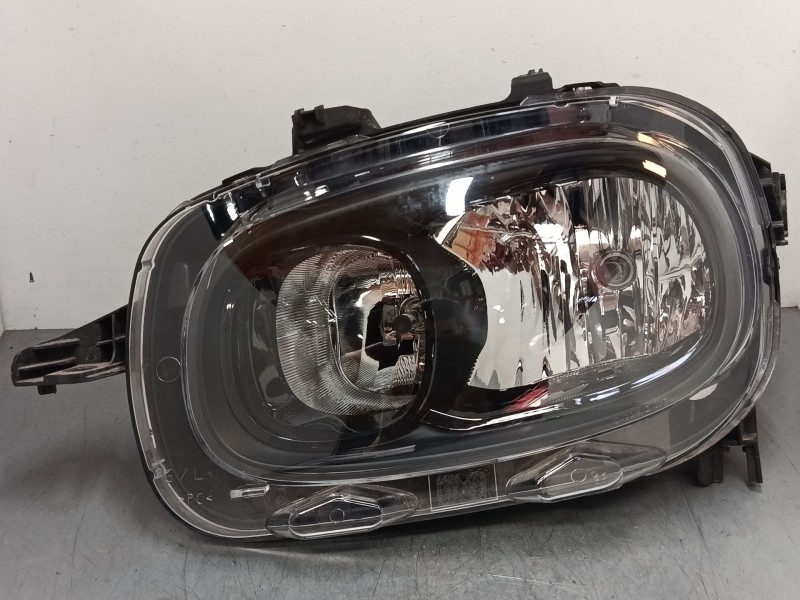 Recambio de faro izquierdo para citroën c3 iii (sx) 1.2 vti 82 referencia OEM IAM 9820059680  