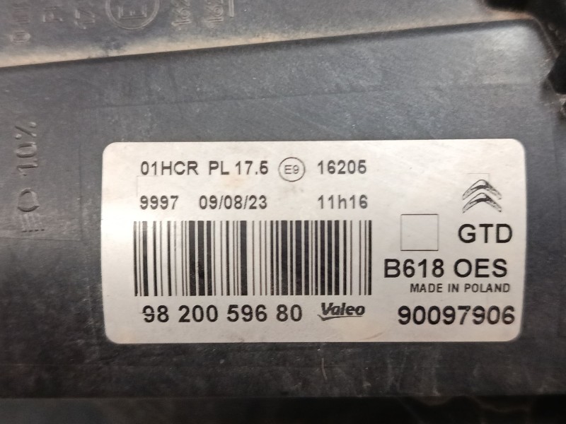 Recambio de faro izquierdo para citroën c3 iii (sx) 1.2 vti 82 referencia OEM IAM 9820059680  